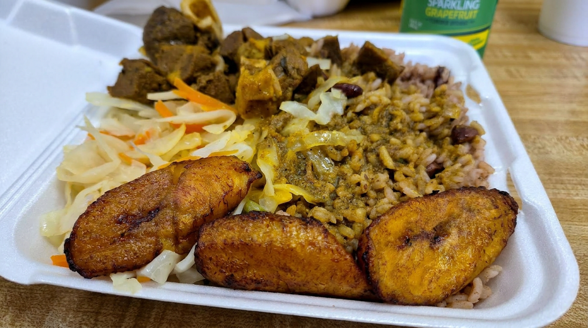 Curry goat plates